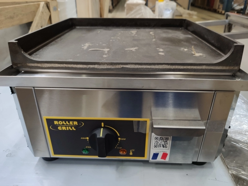 S02_Поверхность жарочная Roller Grill PSF 400 E, электрическая