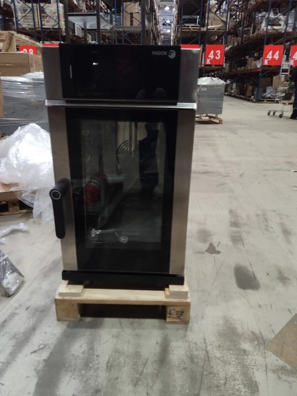 S01_Пароконвектомат FAGOR K-APW-101-E LW R K, электрический бойлерный 10 уровней